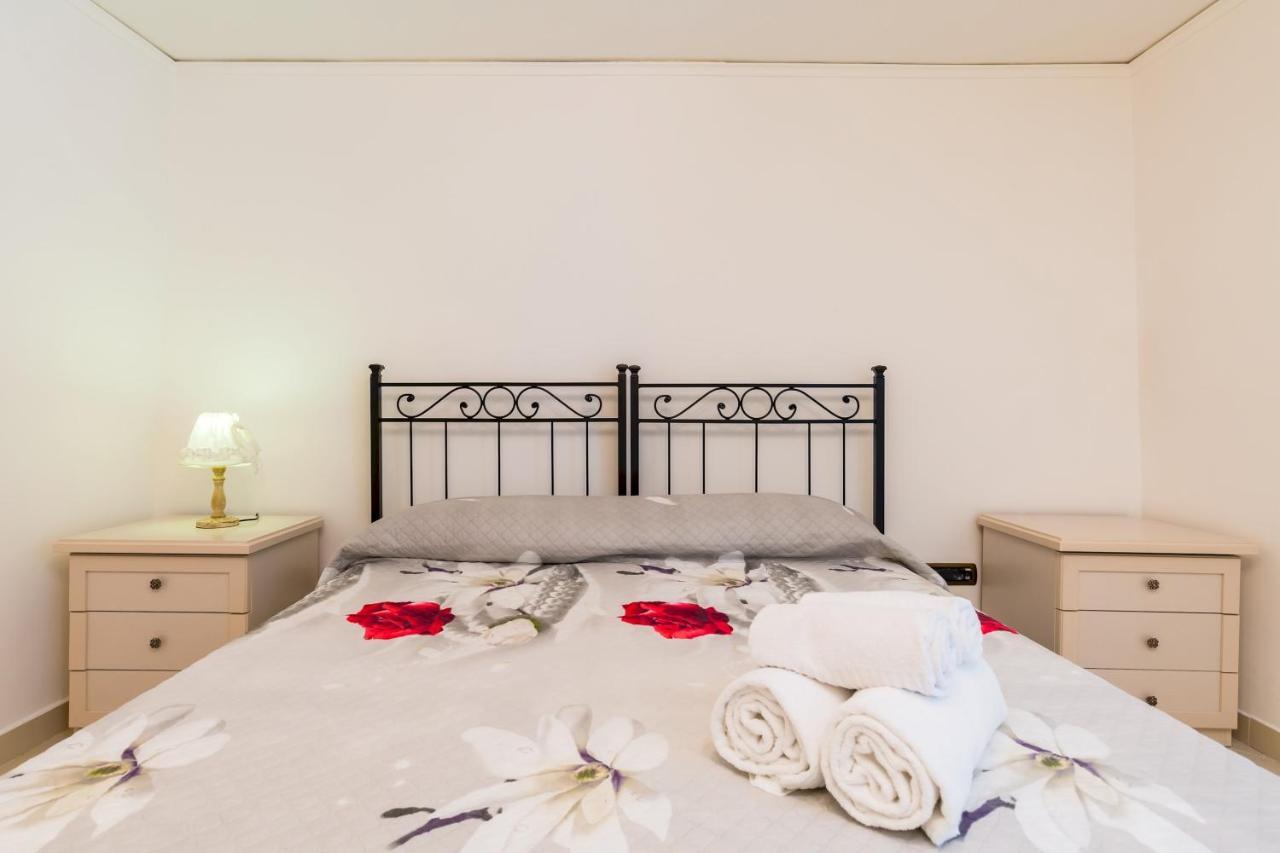 Qs1 - Indipendent Flat In Center Apartman Nápoly Kültér fotó